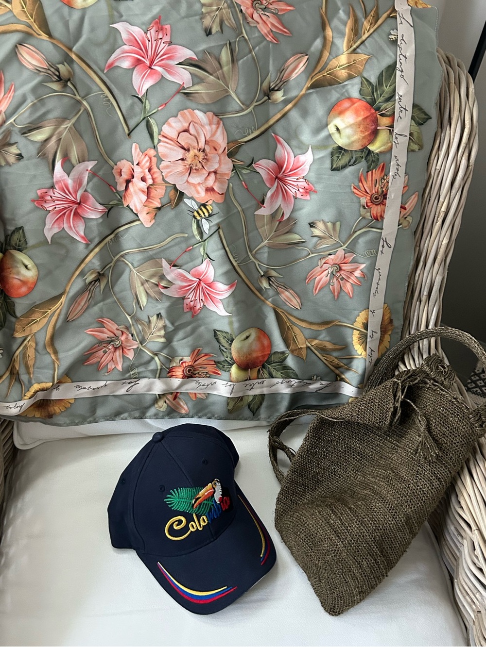 Floral Silk Scarf,Hand made from Colombia crossbody bag and Colombian Hat